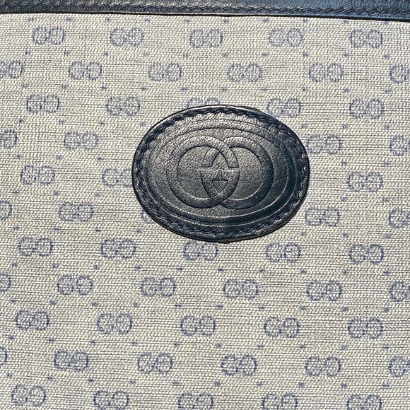 Authentic 80’s Vintage GUCCI Micro GG Bag in Navy - Picture 13 of 16